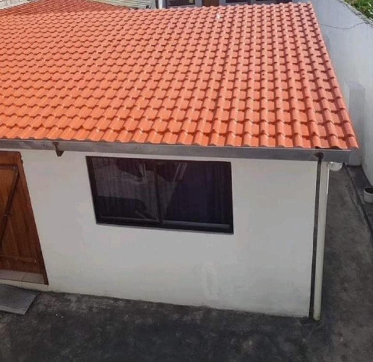 Propiedad de Oportunidad con Casa Principal y Dos Suites en Machachi — imagen 8
