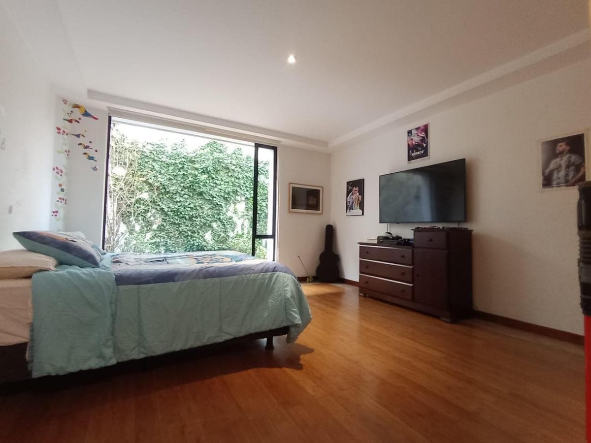 Venta Amplio Departamento con Patio Ubicado en Quito Tenis — imagen 5