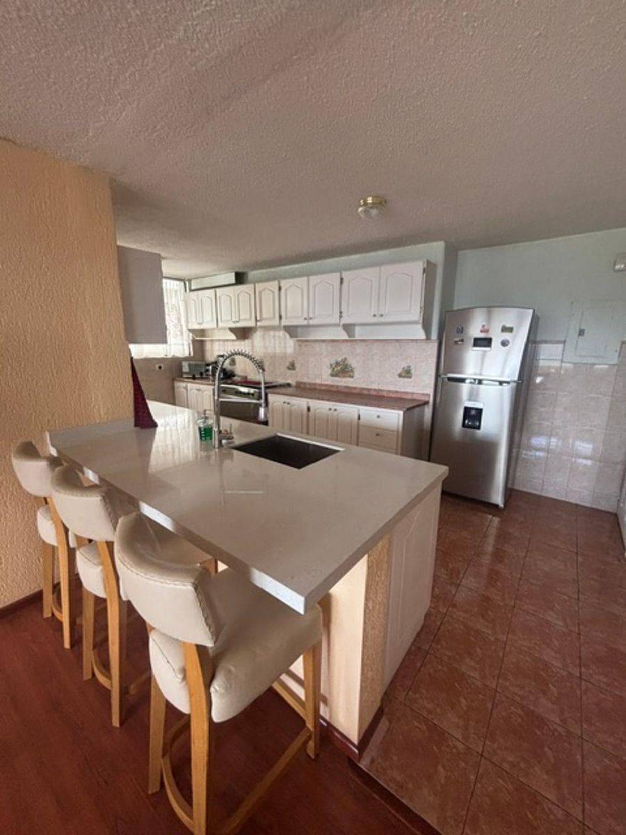 Vendo o Arriendo Departamento de Gonzalez Suarez — imagen 5