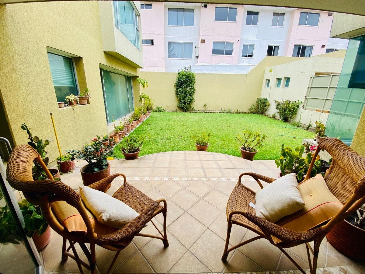 Casa de 410 m² con 3 Habitaciones en Venta en El Condado — imagen 1