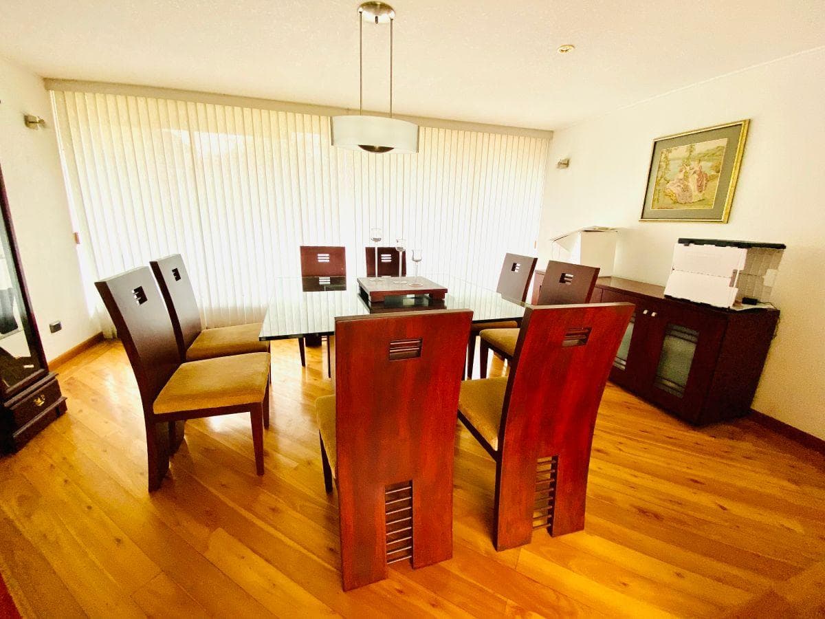 Casa de 410 m² con 3 Habitaciones en Venta en El Condado — imagen 4