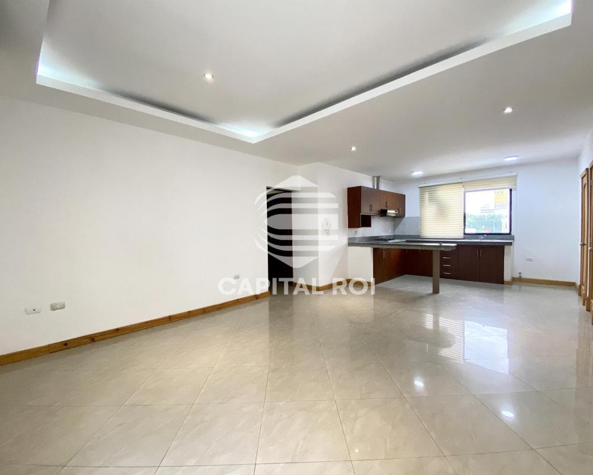 Departamento Remodelado en Venta, Kennedy Norte - Conjunto Cerrado. Cerca a Parque Lineal. Guayas — imagen 10