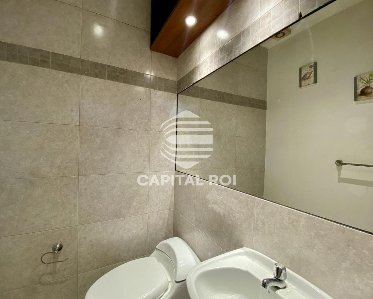 Departamento Remodelado en Venta, Kennedy Norte - Conjunto Cerrado. Cerca a Parque Lineal. Guayas — imagen 7