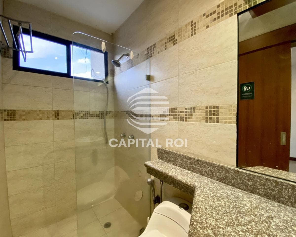 Departamento Remodelado en Venta, Kennedy Norte - Conjunto Cerrado. Cerca a Parque Lineal. Guayas — imagen 2
