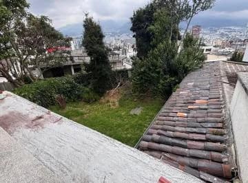 Venta Casa Quito en La Eloy Alfaro y José Puerta (Ideal Para Constructores) — imagen 2