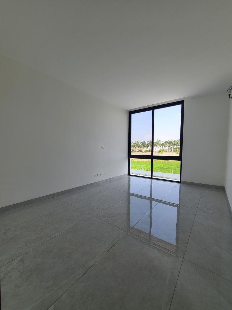 Casa de Estreno en Venta Urb. Punta Barranca, Nuevo Samborondon, Guayas — imagen 5