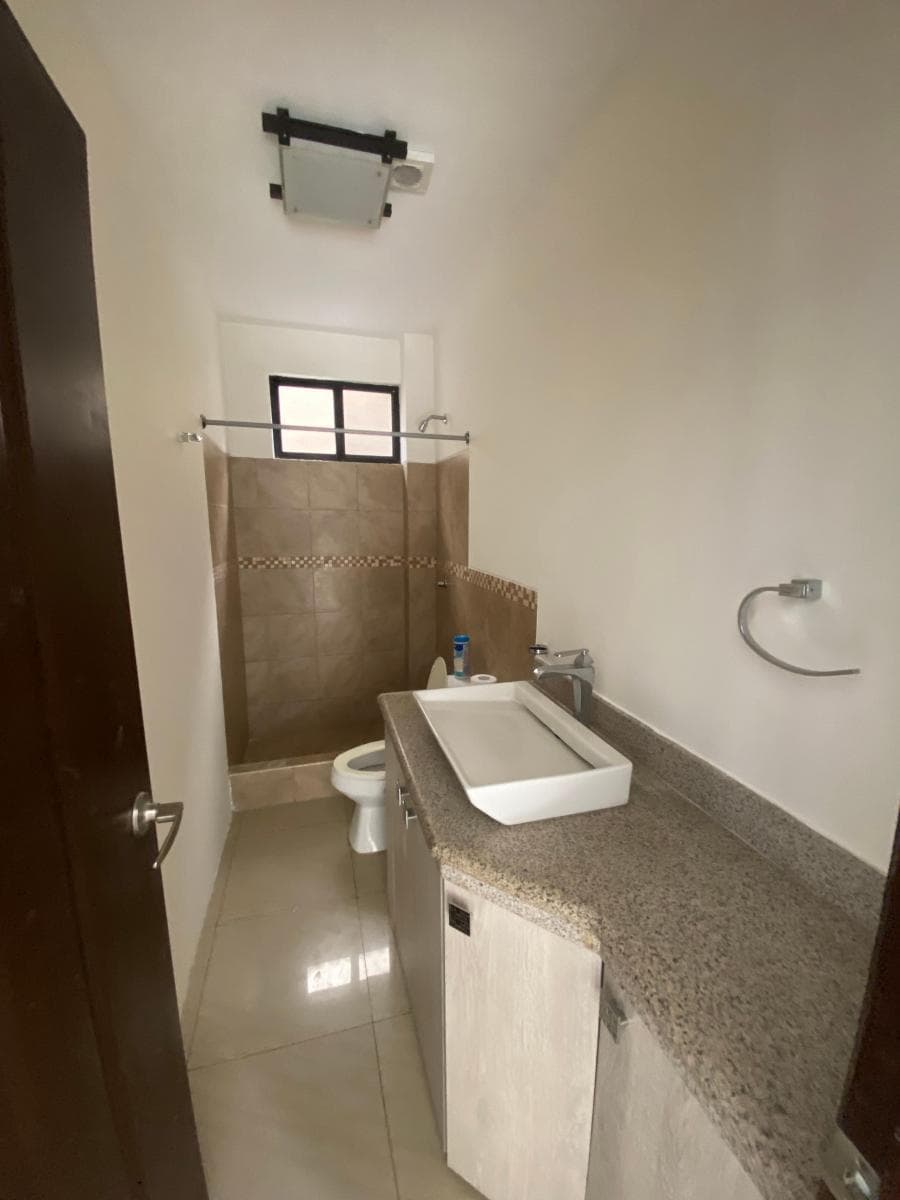 Vendo Casa en La Urbanización Bosques de La Costa, Guayas — imagen 6