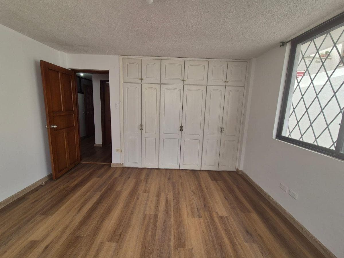 Casa Rentera en Venta – Sector Puente 3, Valle de Los Chillos — imagen 5