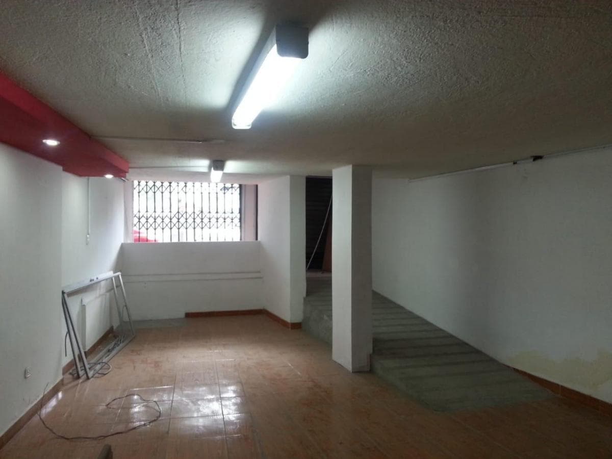 Hostal de Venta Mariscal, Remodelado, 21 Habitaciones con Baño Privado, $299 Mil — imagen 4