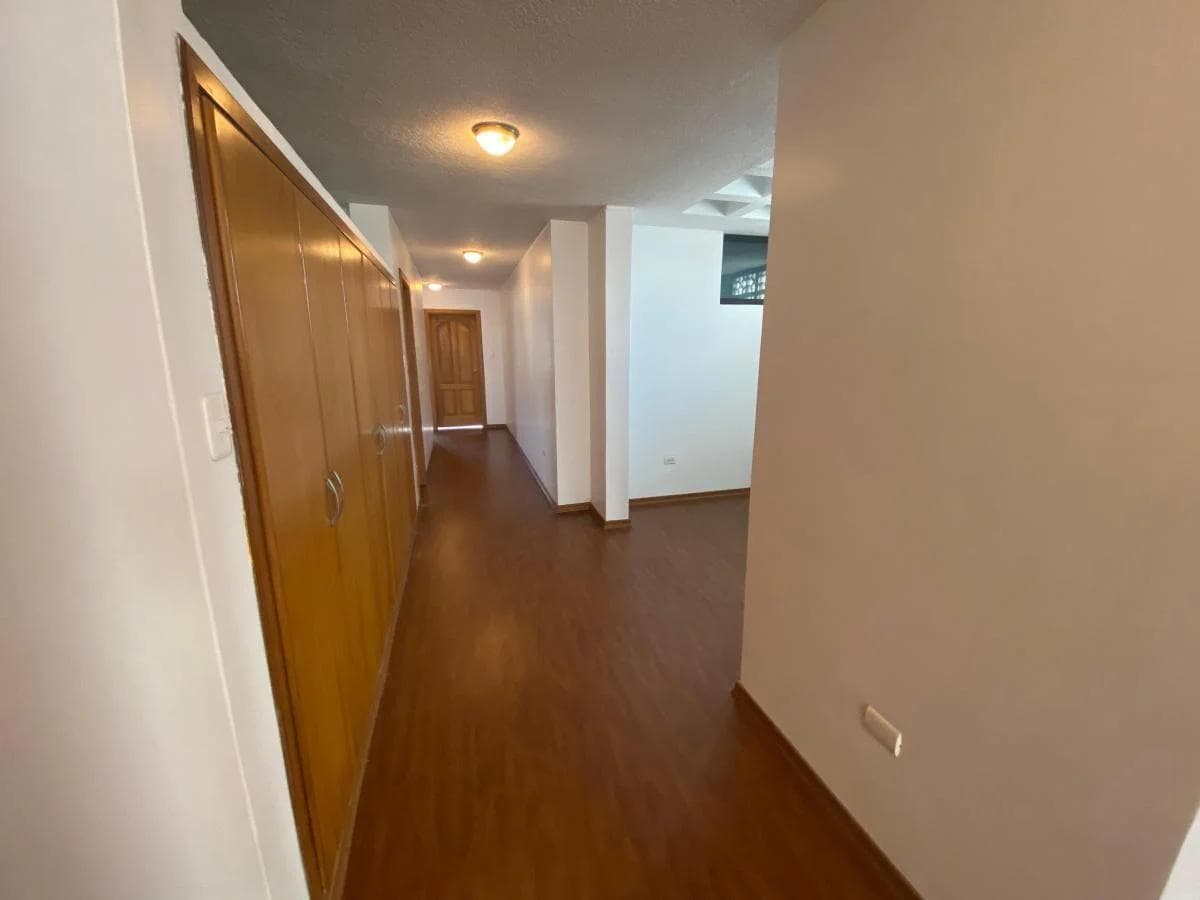 Departamento en Venta Mastodontes, Sector Carcelén — imagen 4