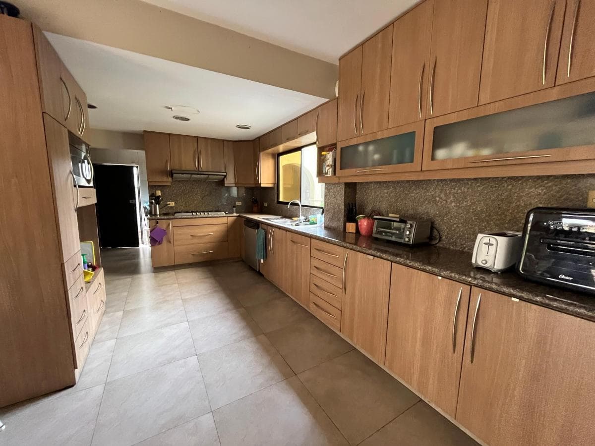 Venta Casa Grande Los Ceibos Mejor Zona A. Salazar, Guayas — imagen 4