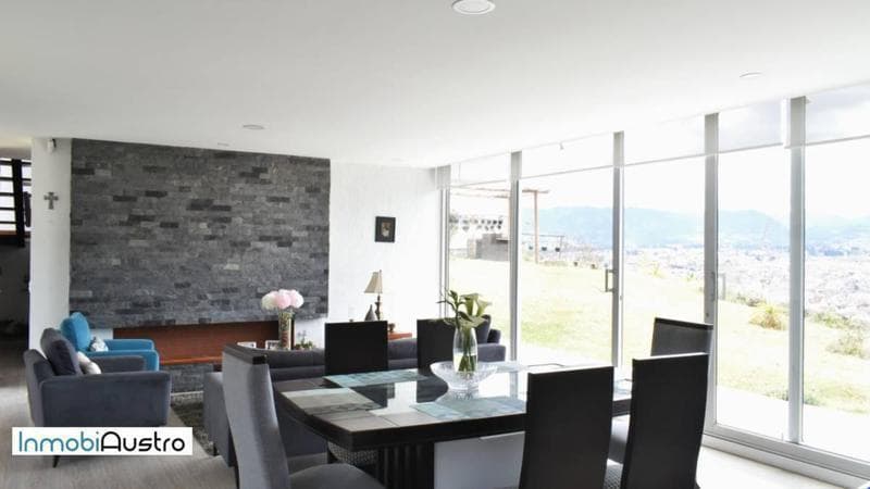Cerca del Hospital del Iess, Venta de Hermosa Casa con Vista a La Ciudad, Azuay — imagen 7