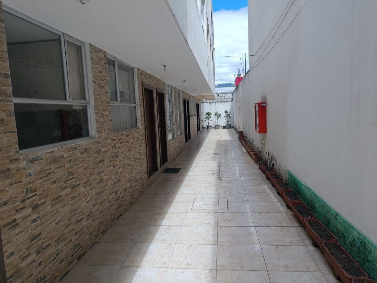 Casa con 170 m² y 3 Habitaciones en Venta en Norte de Riobamba, Chimborazo — imagen 9