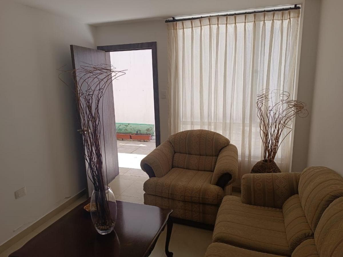 Casa con 170 m² y 3 Habitaciones en Venta en Norte de Riobamba, Chimborazo — imagen 7