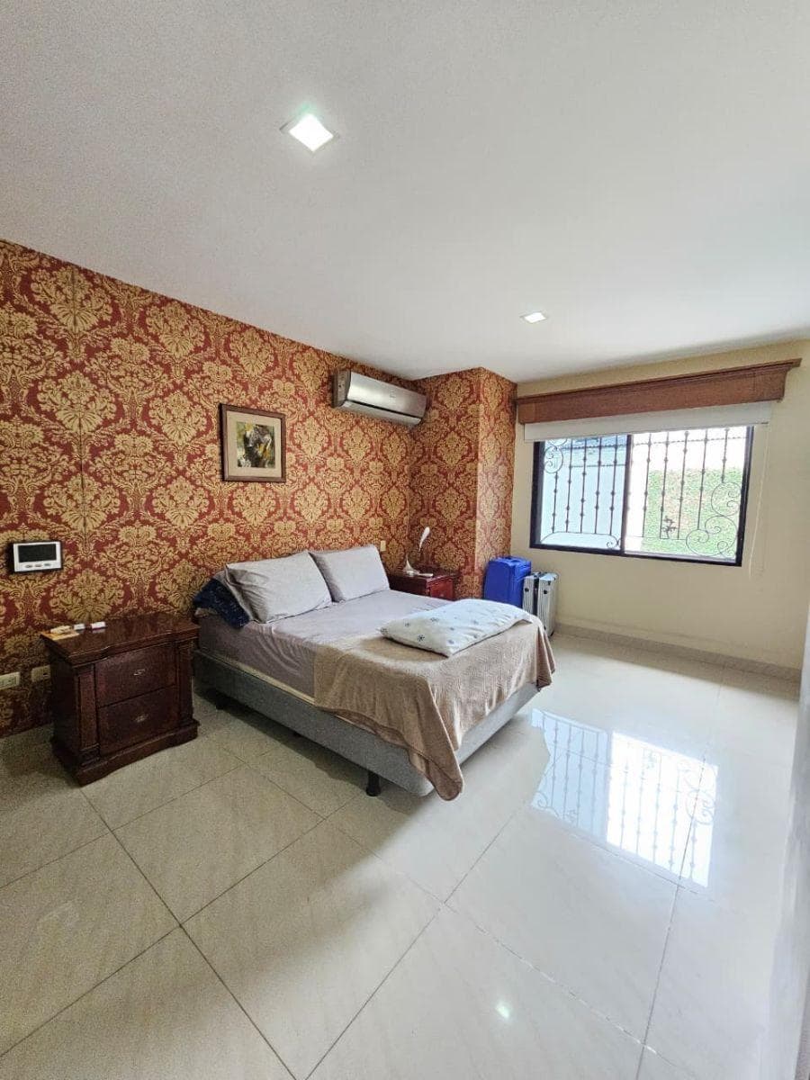 7583. Urb. Puerto Azul - Via a La Costa Km9, Vendo o Alquilo Casa 3 Dorm. $1500/$260.000. Guayas — imagen 4