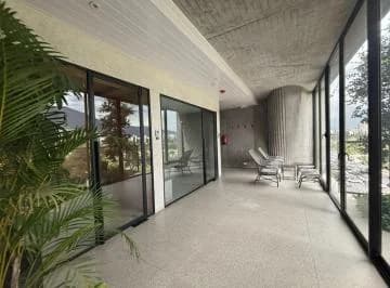 Vendo o Rento Departamento de Lujo Iluminado Piso Alto Edificio Iqon — imagen 3