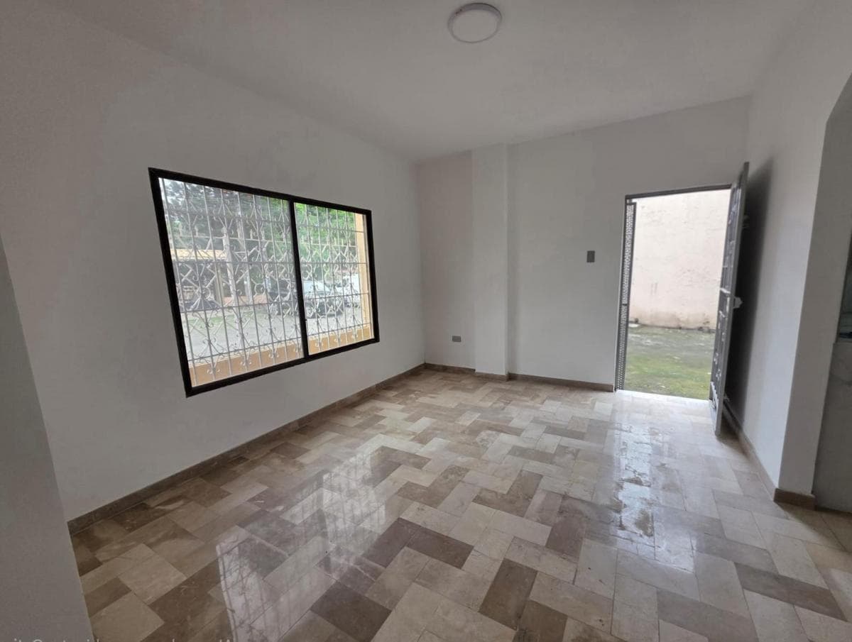 Casa en Venta Full Remodelada de 4 Habitaciones en Alborada 8ava Etapa - Norte Gye, Guayas — imagen 5