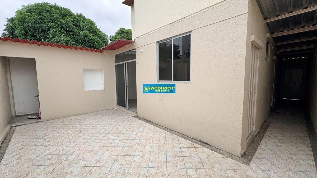 Urbanización Cataluna, Vendo Casa 4 Dorm, 150 m², Guayas — imagen 8