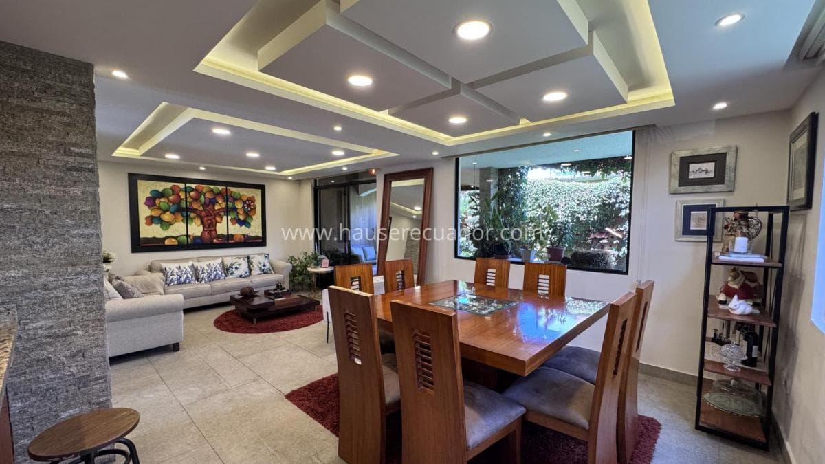 Casa de Venta Remodelada | 3 Habitac. | Amplias Áreas Verdes | Seguridad 24/7 | Sector Residencial — imagen 9