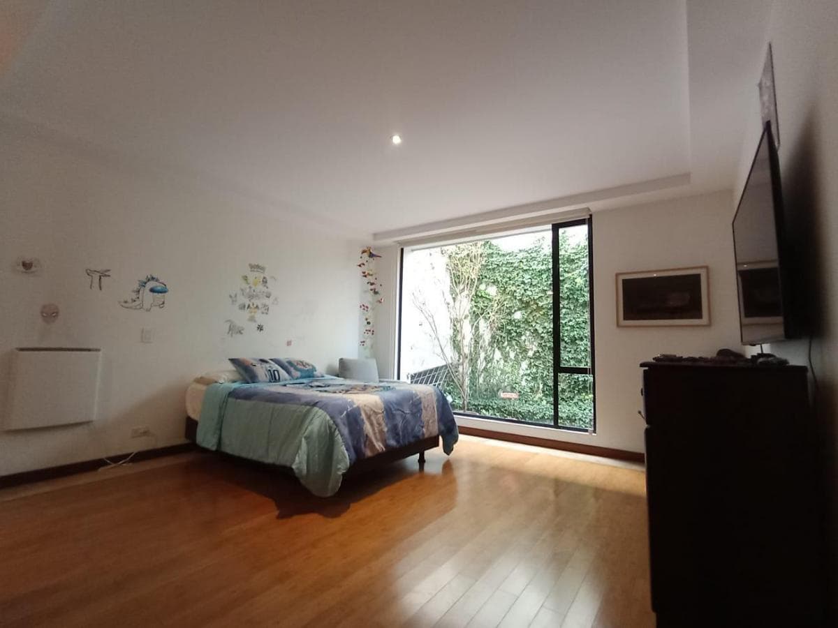 Venta Amplio Departamento con Patio Ubicado en Quito Tenis — imagen 4