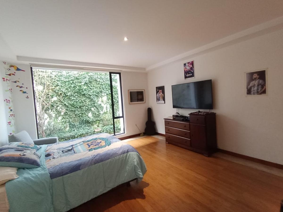 Venta Amplio Departamento con Patio Ubicado en Quito Tenis — imagen 3