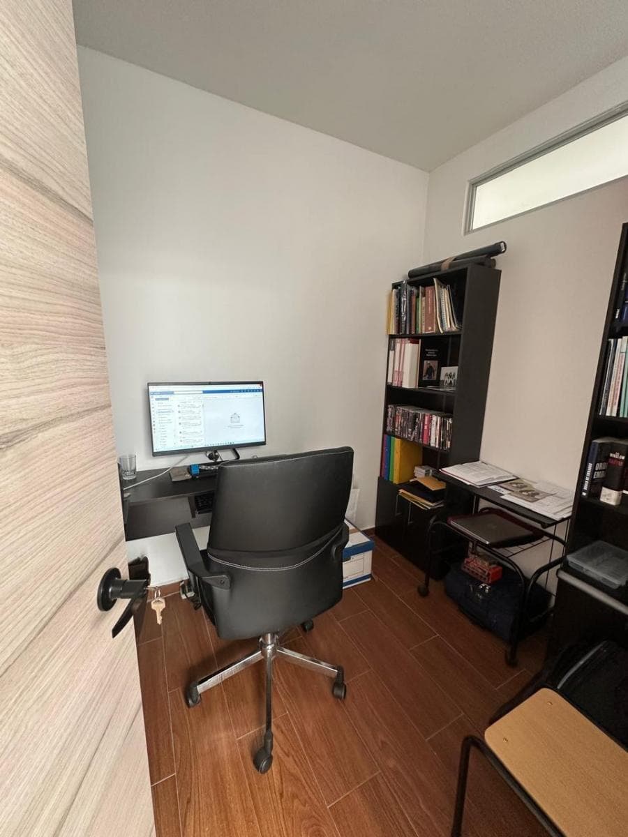 Casa en Venta Moderna 3 Dorm. Av Intervalles Cumbayá — imagen 4