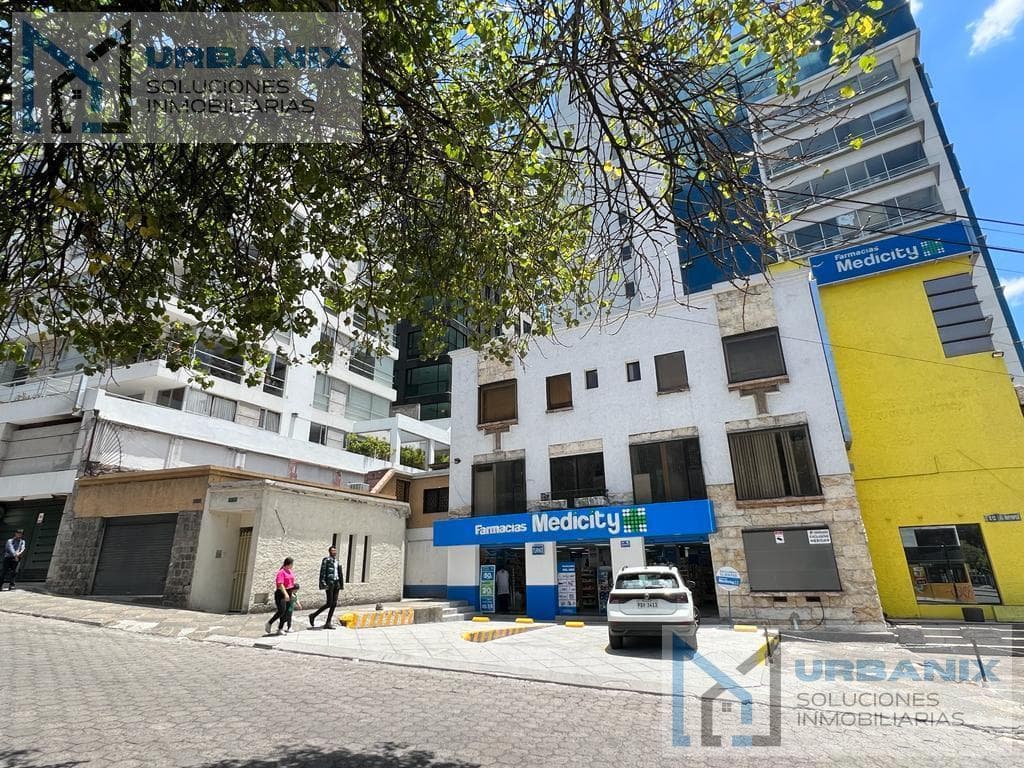 Terreno en Venta Para Constructores en La Av 6 de Diciembre y Whymper — imagen 5
