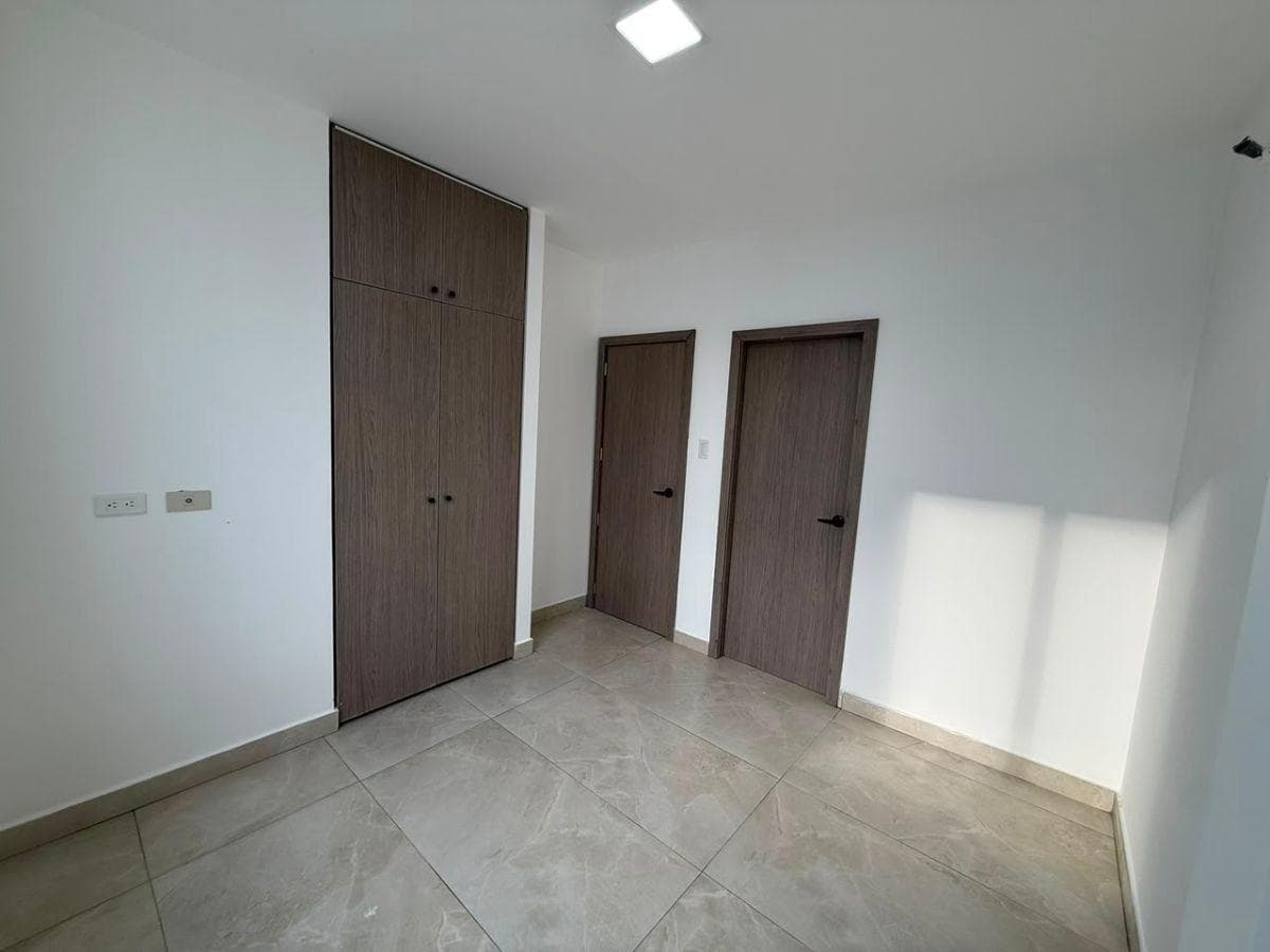 Casa en Venta de 4 Dorm. de Estreno - La Joya Etapa Aguamarina - Sector Aurora Daule, Guayas — imagen 5