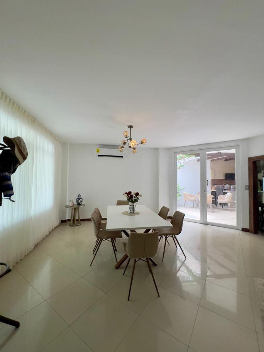 Vendo o Alquilo Casa Amoblada en Urb. Vista Sol, Guayas — imagen 5