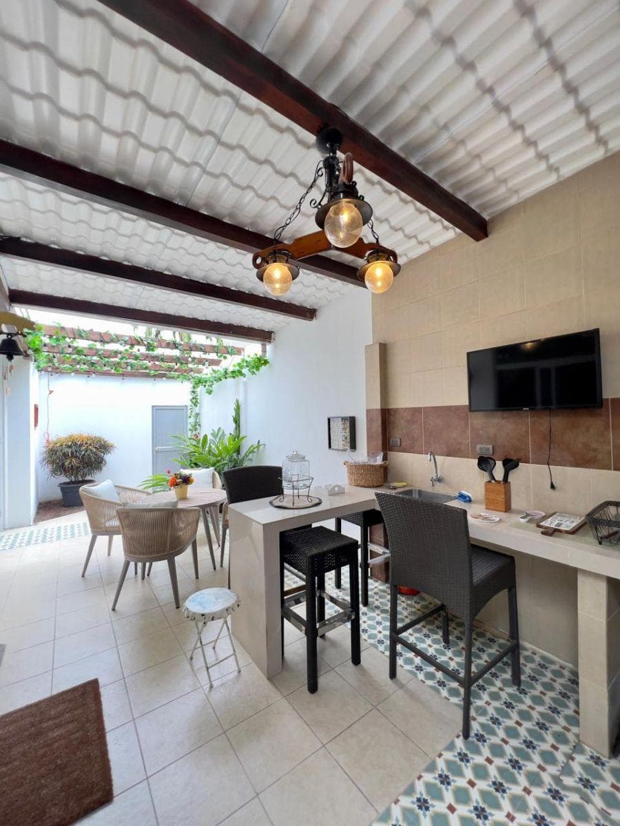 Vendo o Alquilo Casa Amoblada en Urb. Vista Sol, Guayas — imagen 3
