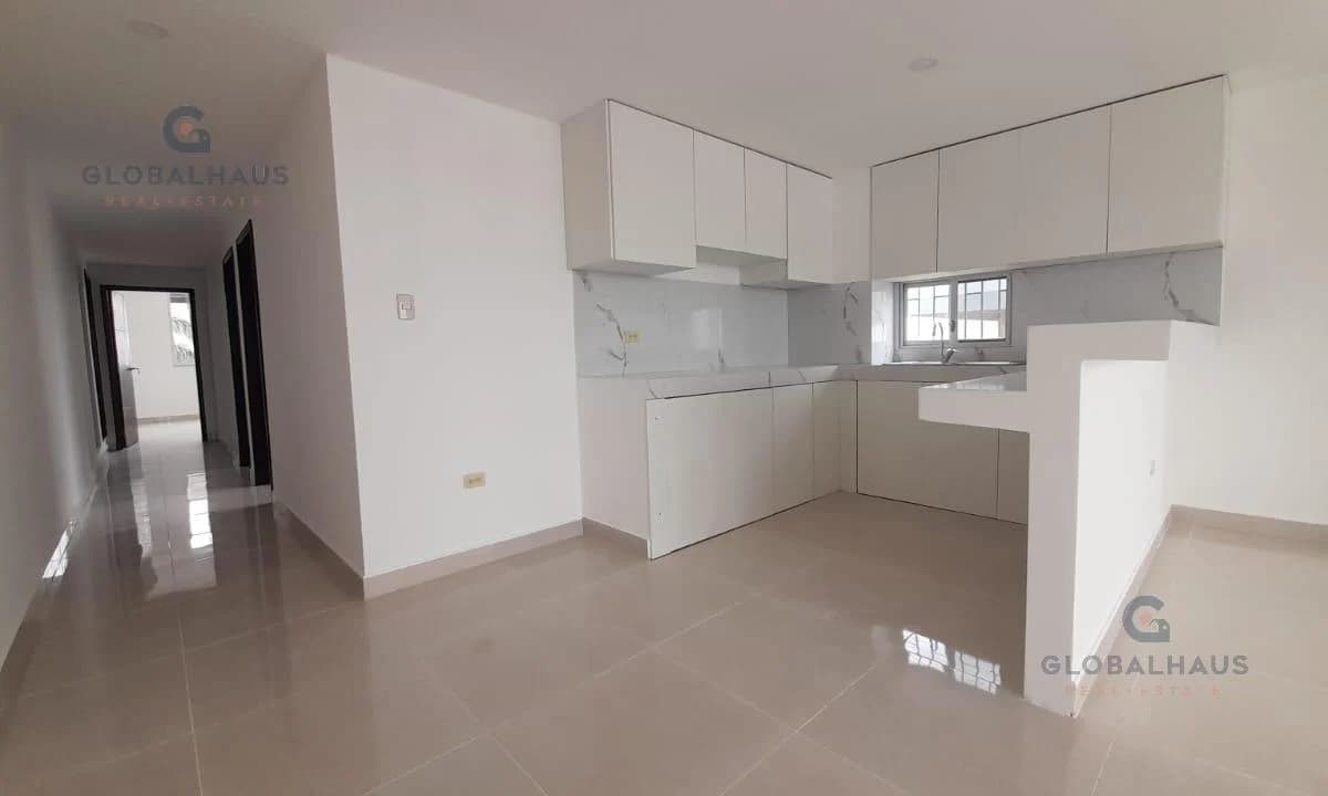 Venta de Departamento en 9 de Octubre y Av del Ejercito, 3 Habitaciones Y. R. Guayas — imagen 1