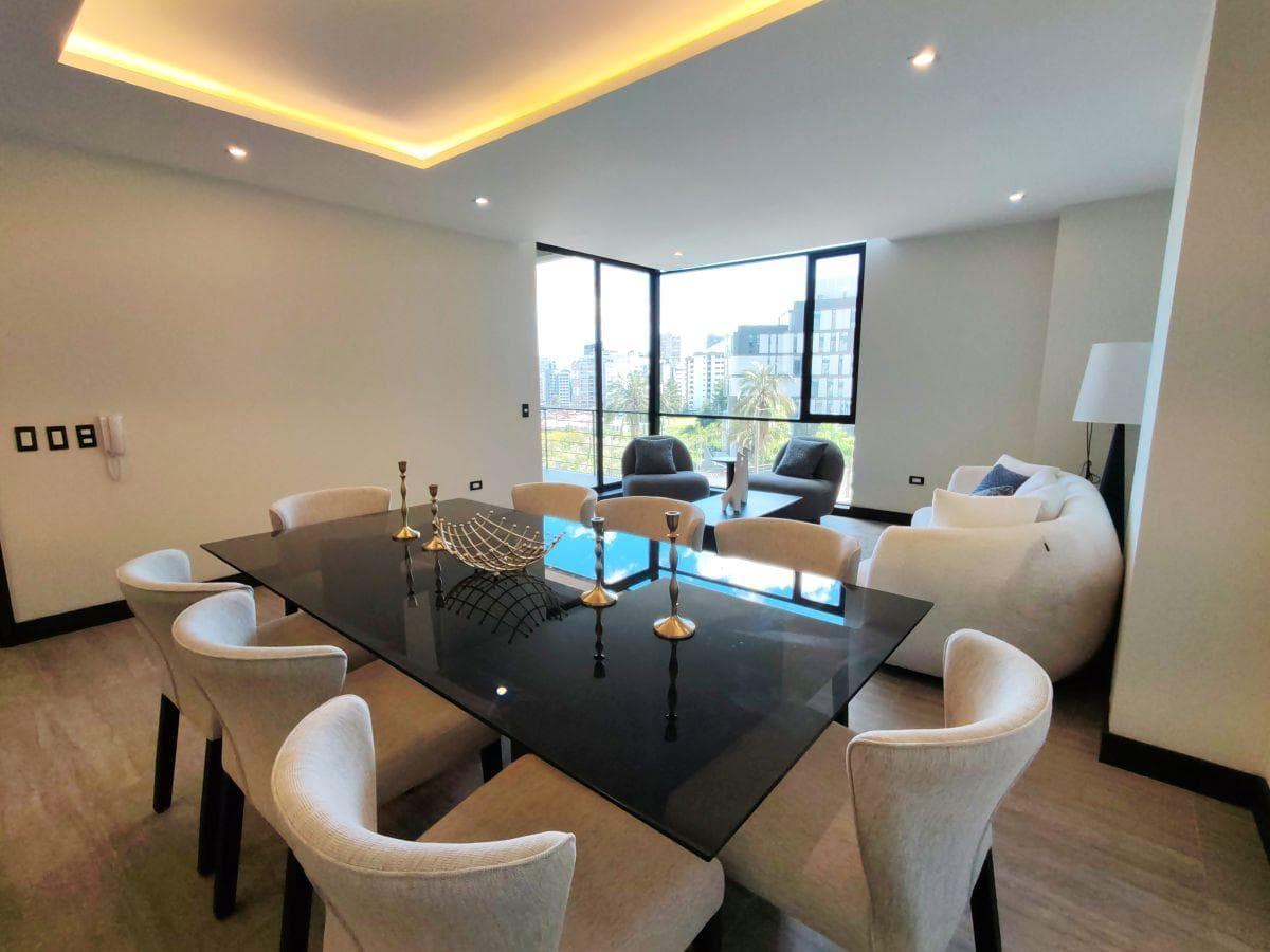 Departamento de Venta en El Sector Gonzalez Suarez — imagen 9