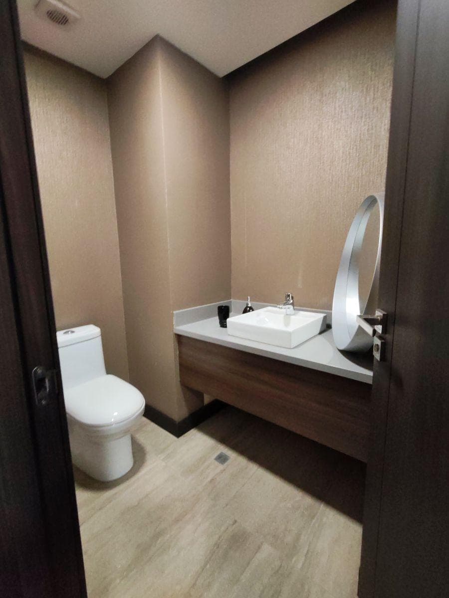 Departamento de Venta en El Sector Gonzalez Suarez — imagen 5