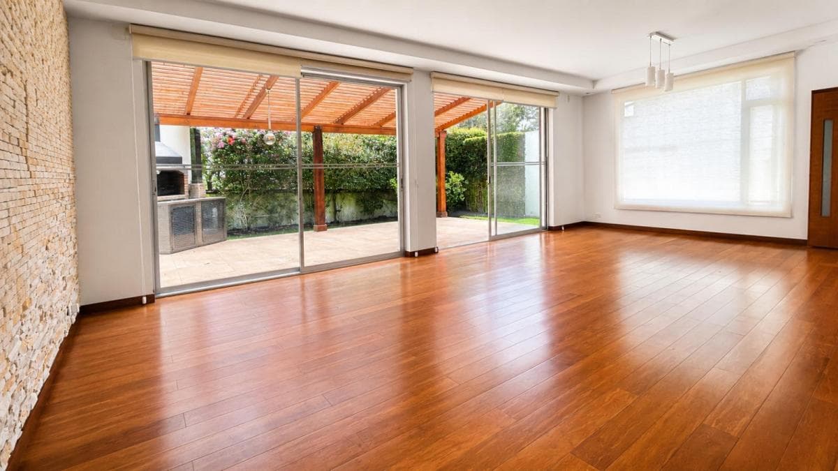 Casa en Venta en La Viña Tumbaco No Adosada Jardín — imagen 10