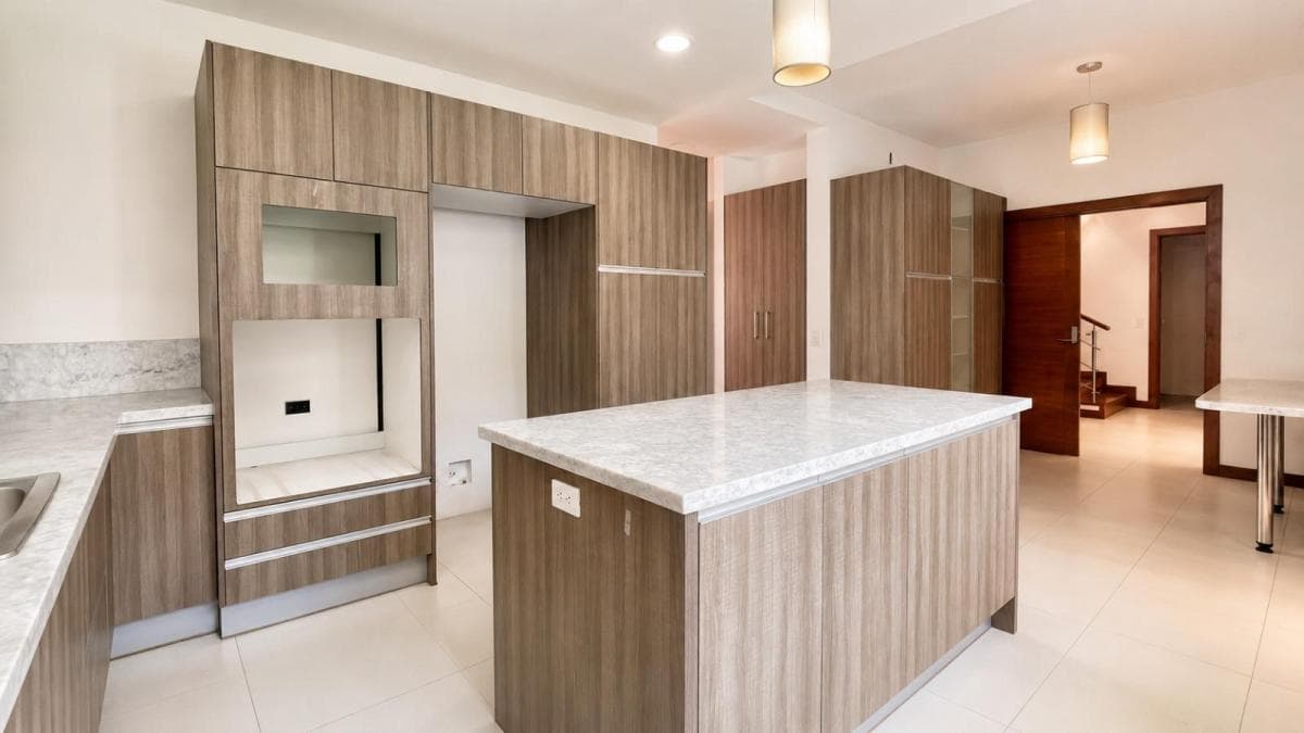 Casa en Venta en La Viña Tumbaco No Adosada Jardín — imagen 7