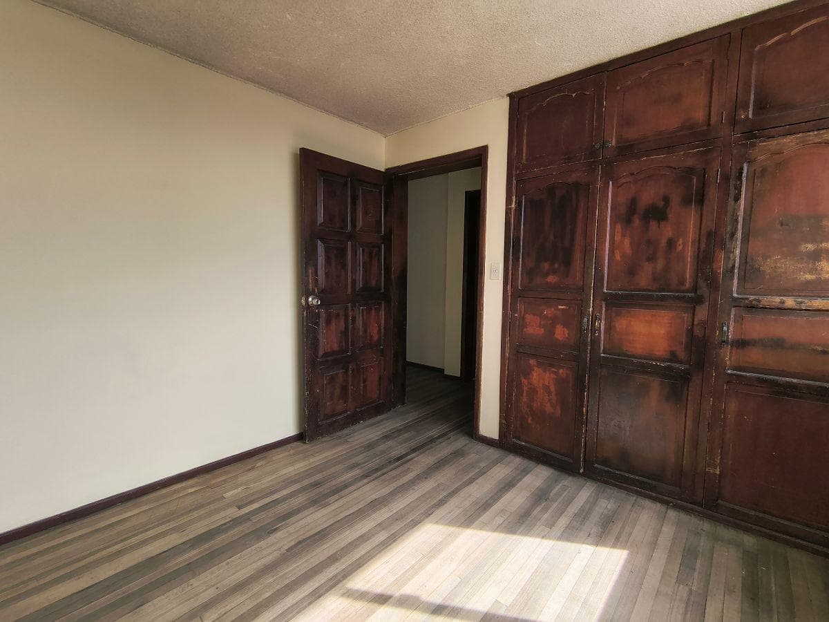 Casa de Venta en El Sector de Quito Norte, en La Calle Flavio Alfaro — imagen 3