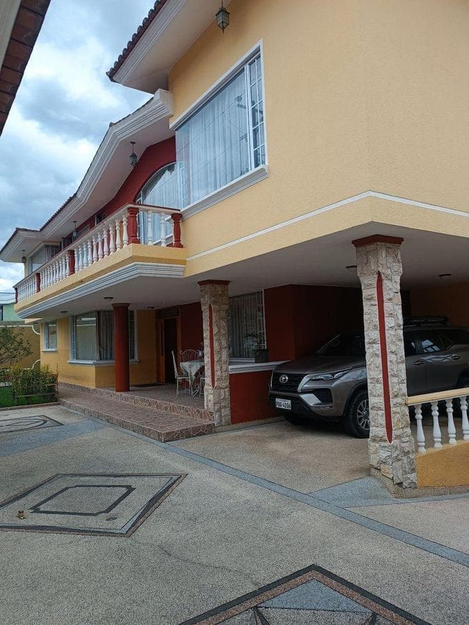 Casa con Piscina San Rafael Tu Propiedad en Valle de Los Chillos - Alangasí — imagen 6