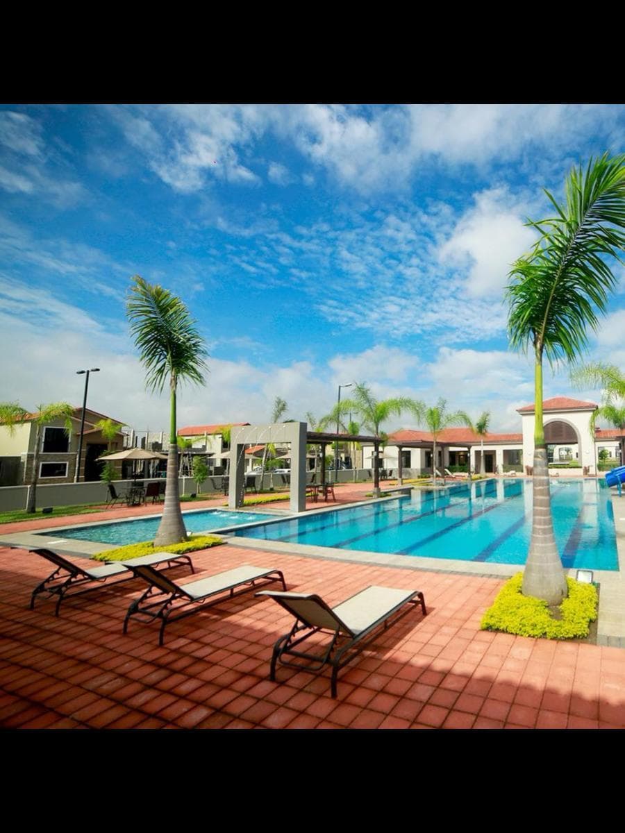 Vendo Casa Moderna de Estreno Ciudad Celeste, Guayas — imagen 4