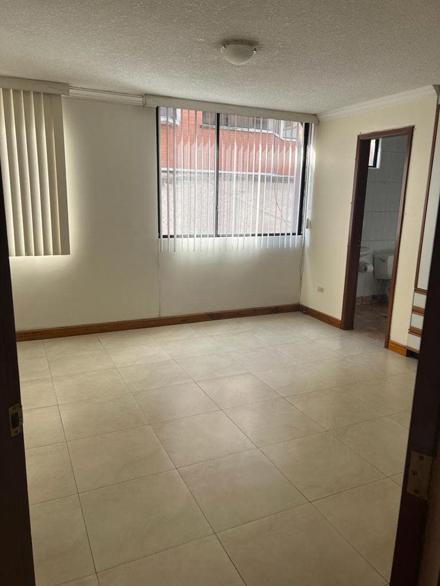 Departamento de 129 m² con 3 Habitaciones en Venta en Monteserrín — imagen 9
