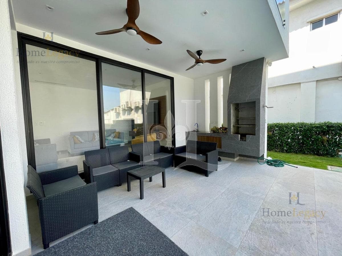 Venta de Casa de 4 Habitaciones en Samborondón - Isla Mocolí Am, Guayas — imagen 2