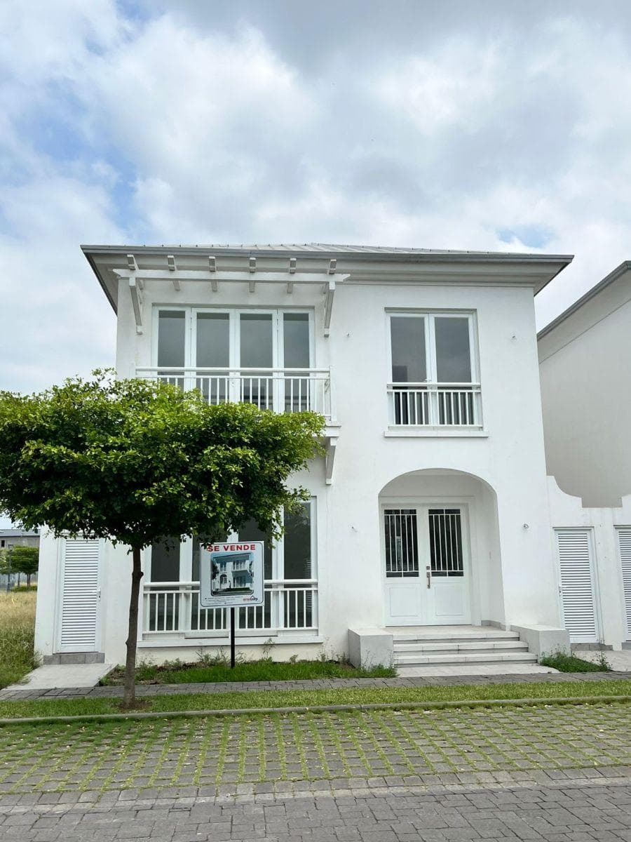 Casa en Venta en Samborondón de 4 Dorm., Guayas — imagen 10