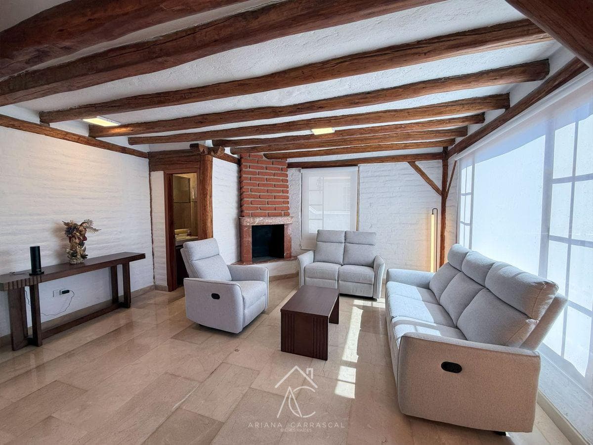 Casa Rústica en Venta Dentro de La Urbanización El Condado — imagen 6