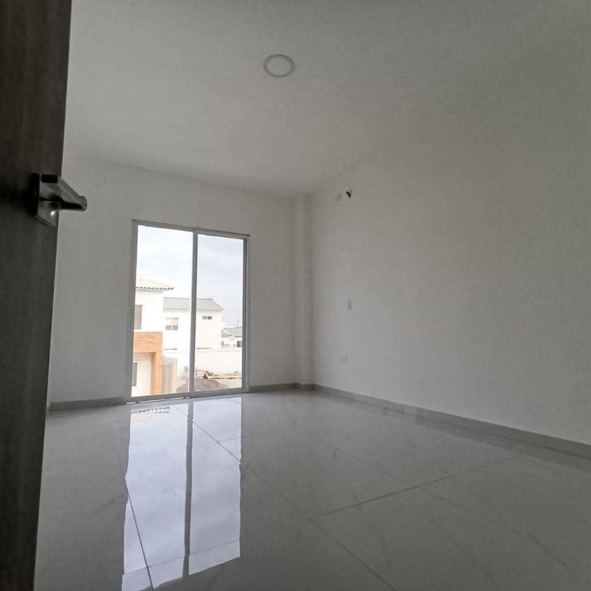 Venta Casa Estreno, Urb. Savali, Via a Salitre 3 Dorm. 3 Baños, Guayas — imagen 7