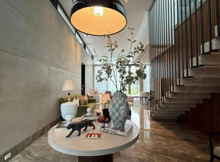 Casa con 650 m² Terreno, 4 Habitaciones en Venta en Samborondón de Revista, Guayas — imagen 1