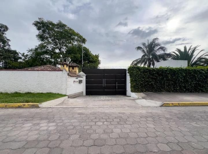 En Una de Las Zonas con Mayor Proyección de Plusvalía de Puembo — imagen 1