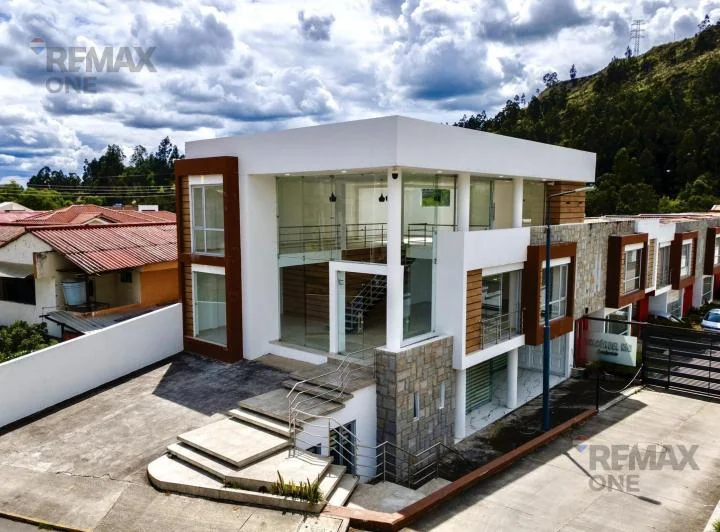 Comercial en venta en Azogues, Cañar