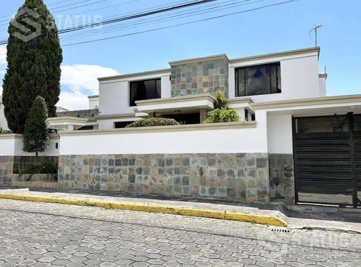 Venta de Casa Sector Capelo Dentro de Urbanización — imagen 1