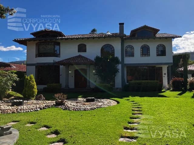 Cumbayá - Auqui Chico, Precio de Regalo, Casa en Venta de 450 m² — imagen 1