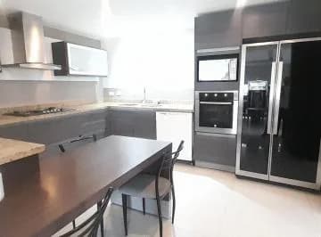 Casa Independiente de Venta en San Juan de Cumbaya — imagen 2
