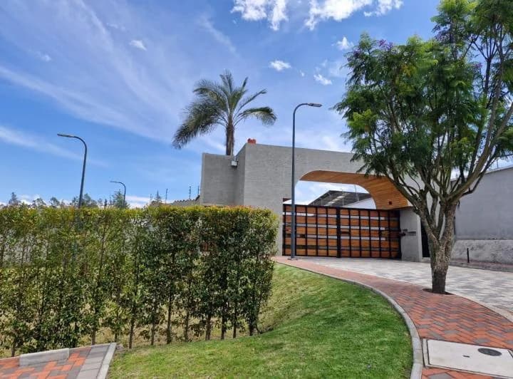 Terreno de Venta en Puembo Sector Nuevo Colegio Americano — imagen 1